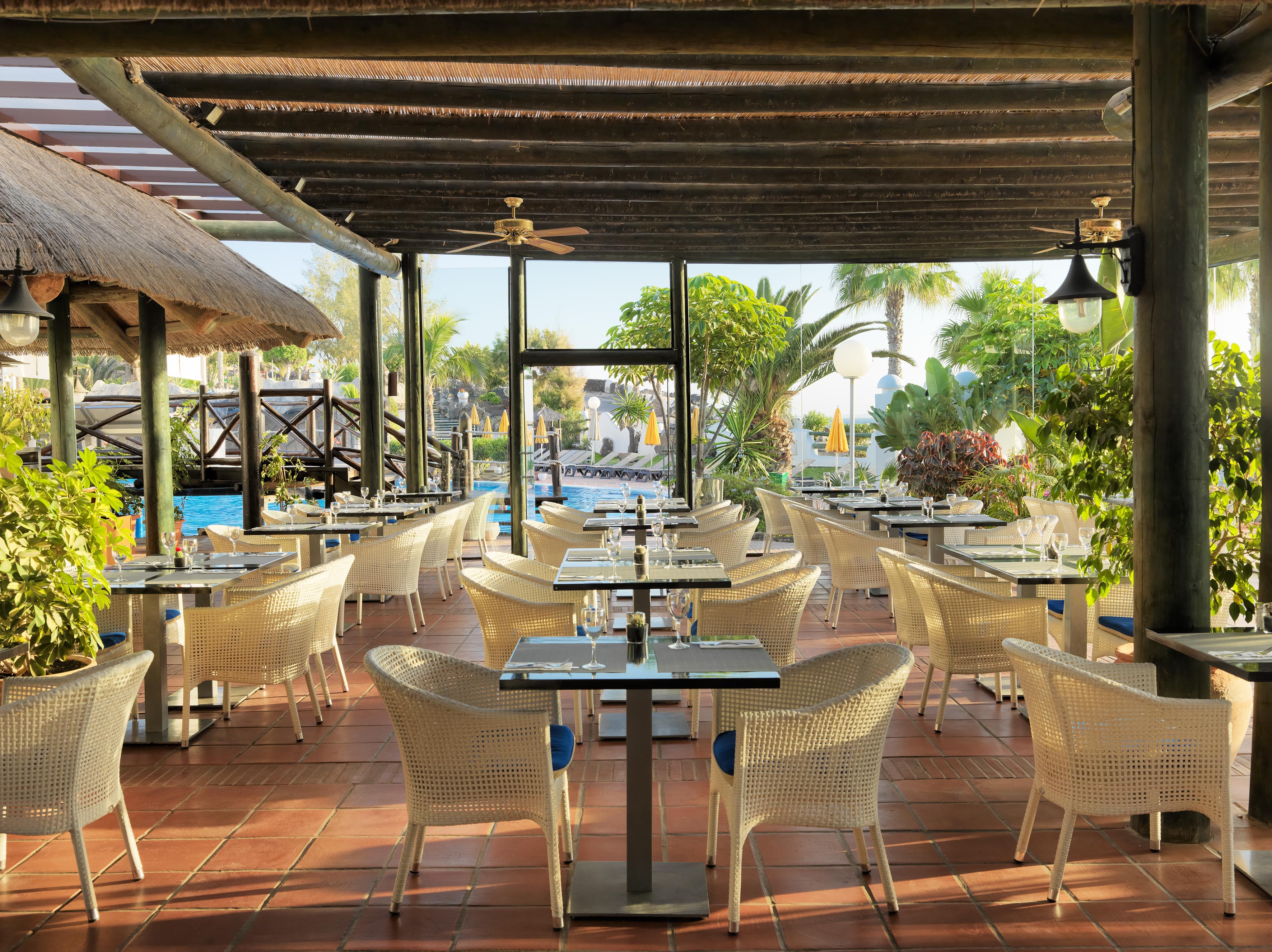 H10 Timanfaya Palace - Adults Only Playa Blanca  Exterior photo